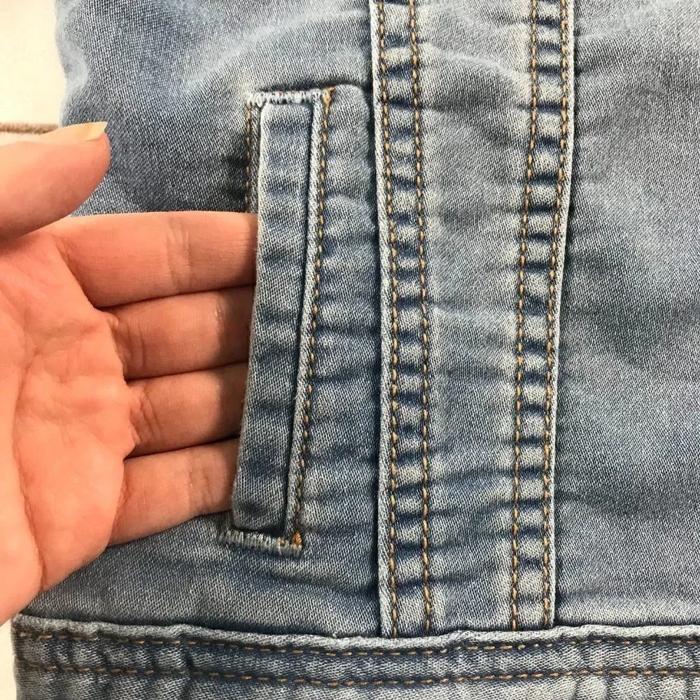 Gap Kids Denim Medium Wash Jacket Large